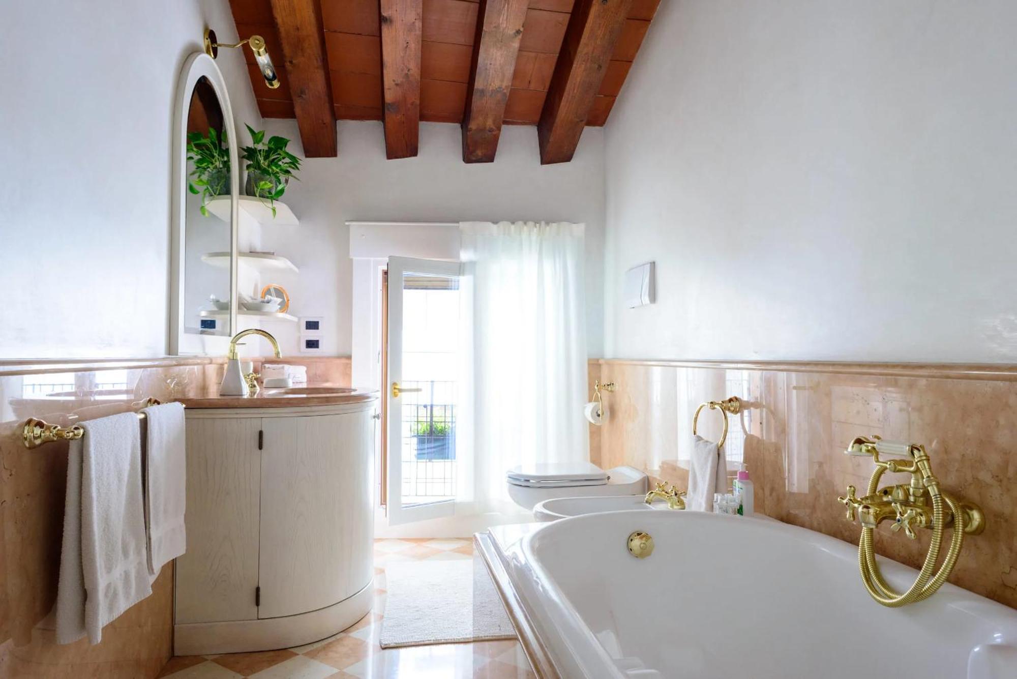 Mini Suite Deluxe Isola Di Mezzo Treviso Exterior photo